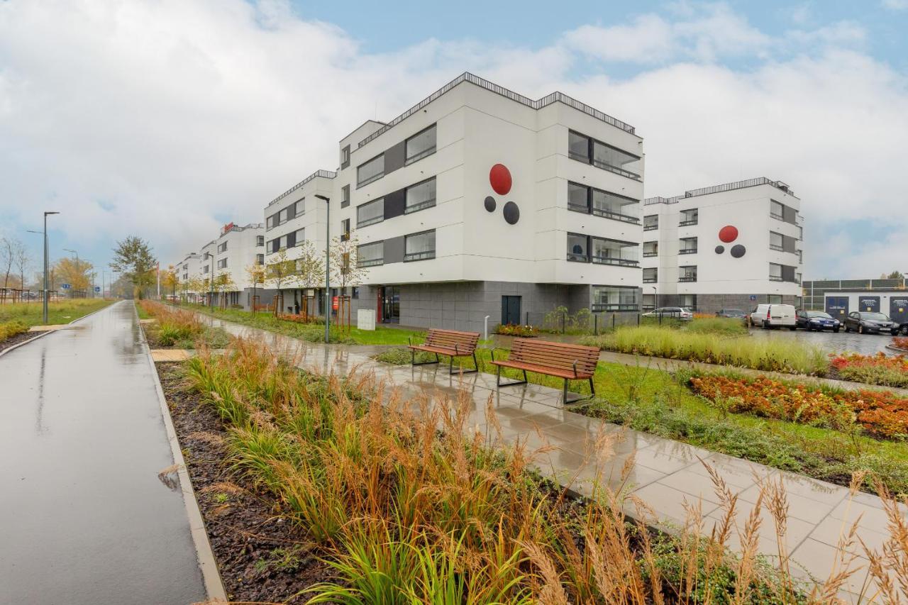 Leilighet Goodnight Bialoleka With 2 Bedrooms & Parking By Renters Warszawa