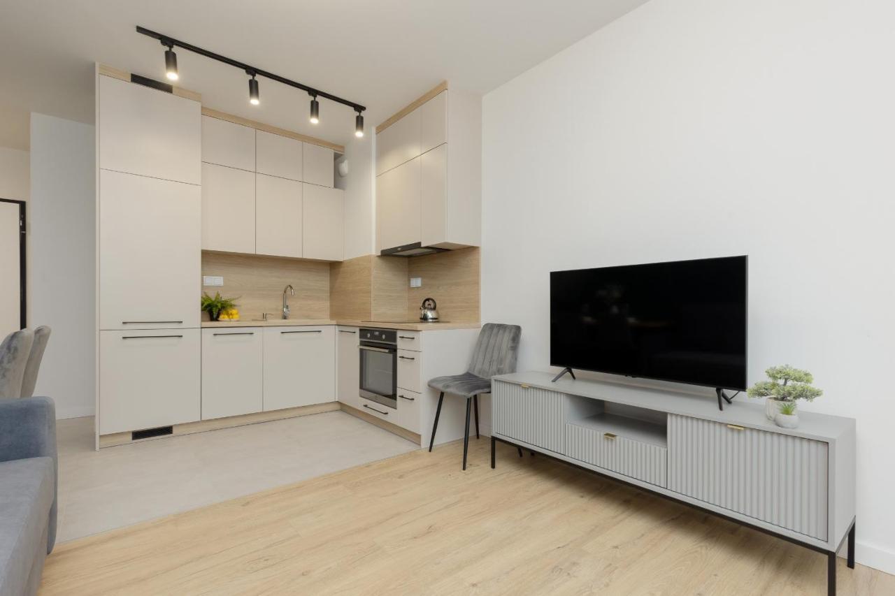 Leilighet Goodnight Bialoleka With 2 Bedrooms & Parking By Renters Warszawa